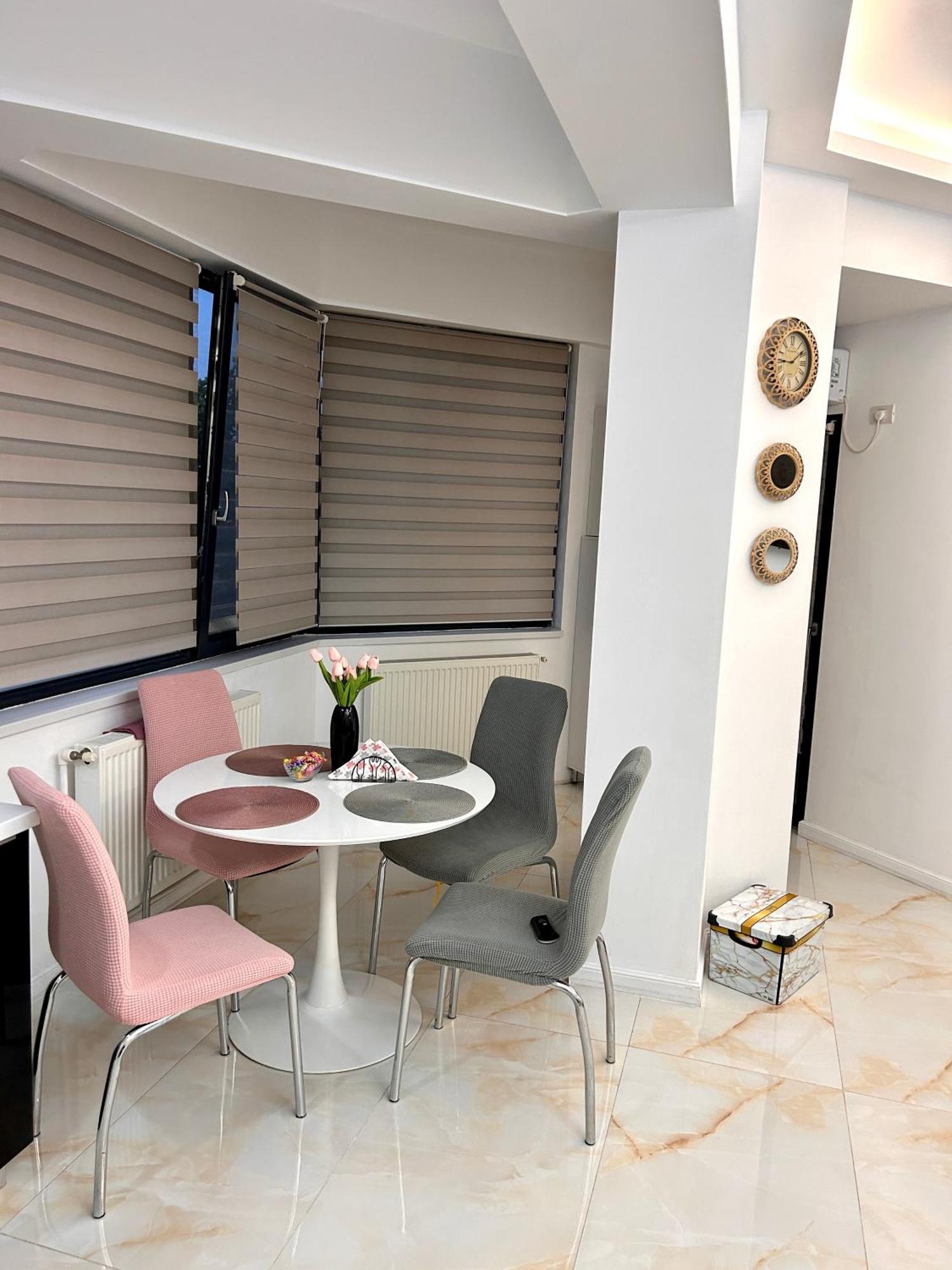 Apartament George Apartment Navodari Luaran gambar